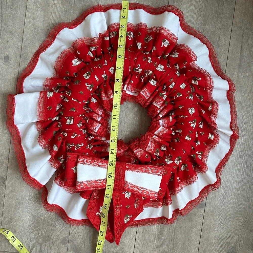 Vintage 1970s Christmas Holiday Wreath Handmade Red White Ruffled Swan Print